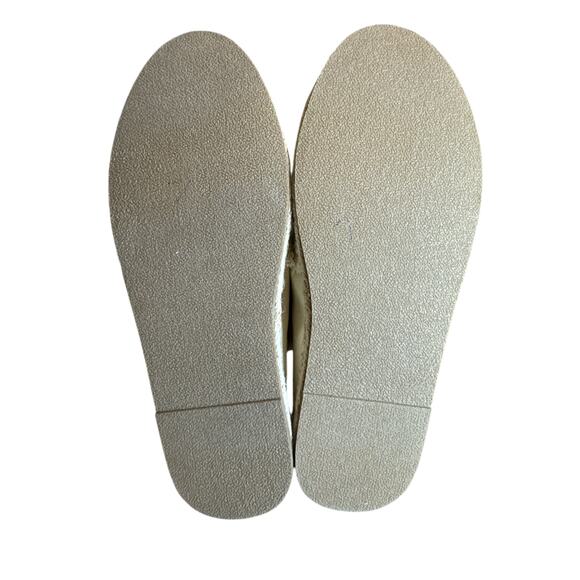 Torrid Cream Canvas Round Toe Slip On Espadrille Travel Vacation  Sz: 10 - Picture 4 of 8